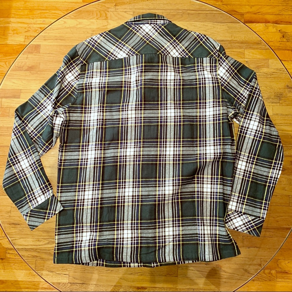 NWT- Men’s Plaid Flannel Shirt - Picture 4 of 8